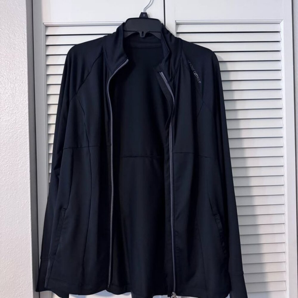 Under Armour black zip up sweatshirt